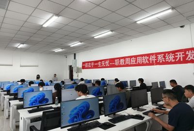 一技在手，一生無憂 信息工程系2024年職業教育活動周系列活動聚焦軟件開發與信息技術咨詢